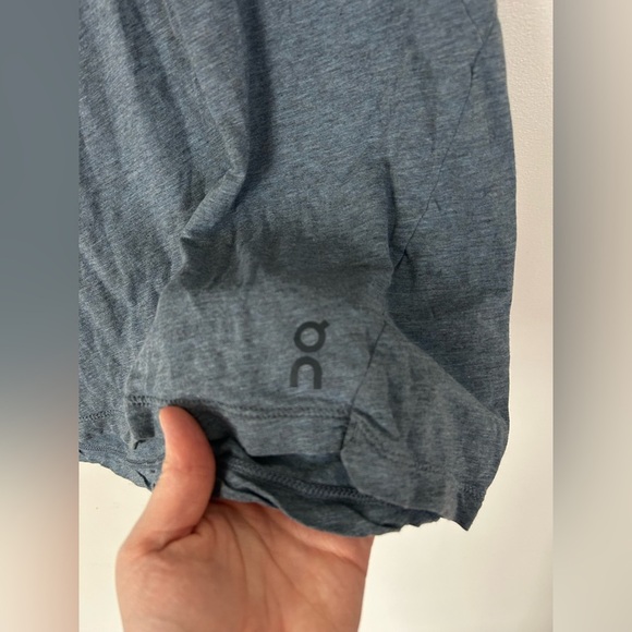 On Cloud OC Running On-T Cotton Short Sleeve Tee Medium - Picture 2 of 5